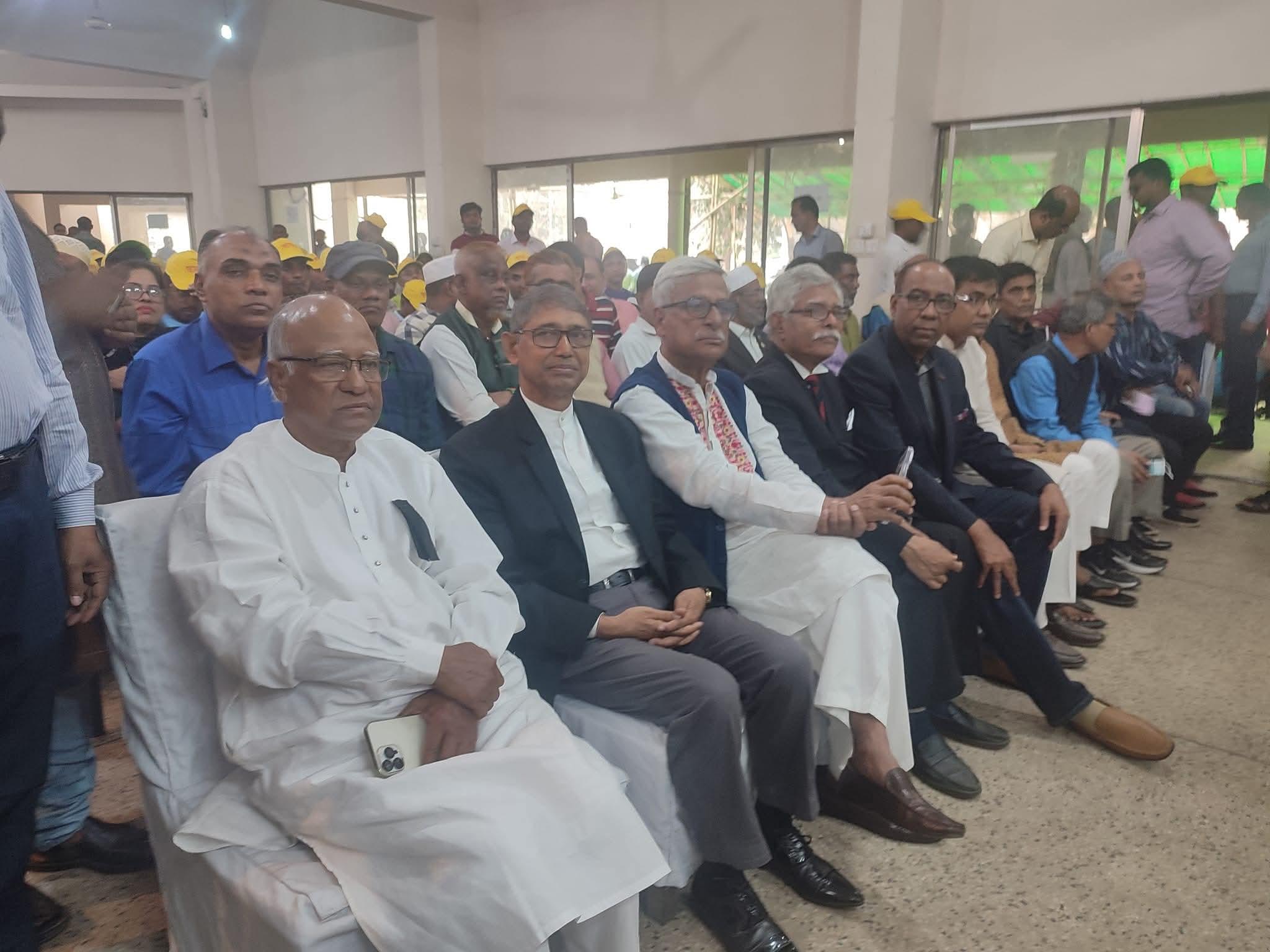 রাজনৈতিক ছবি ৫